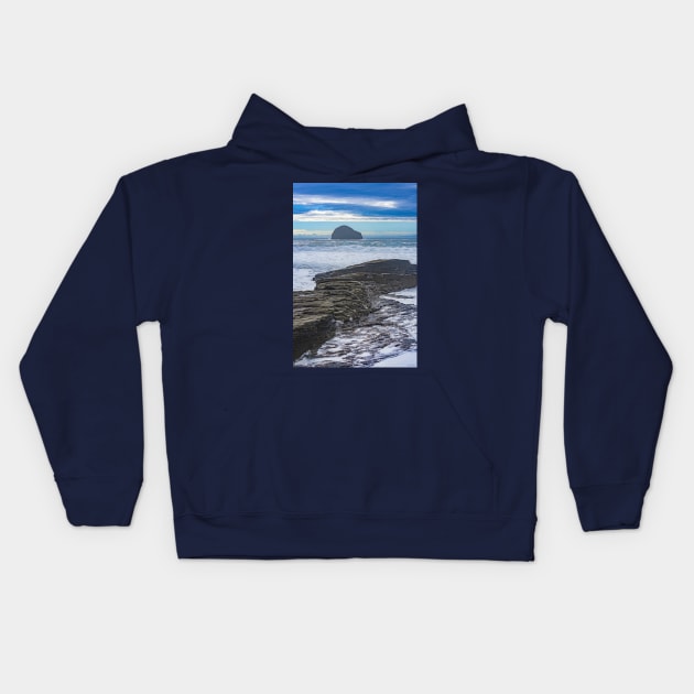 High Tide at Trebarwith Strand, Cornwall Kids Hoodie by BrianPShaw